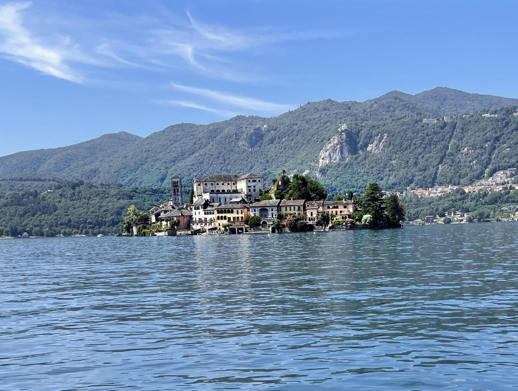 Appartamento Vacanze Al Lago 奥尔塔圣朱利奥 外观 照片